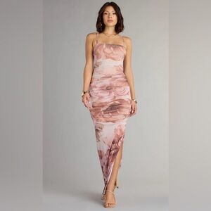 Elegant Strapless Floral Dress in Pink